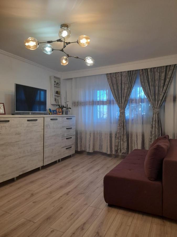 Apartament Pitesti Ngoại thất bức ảnh